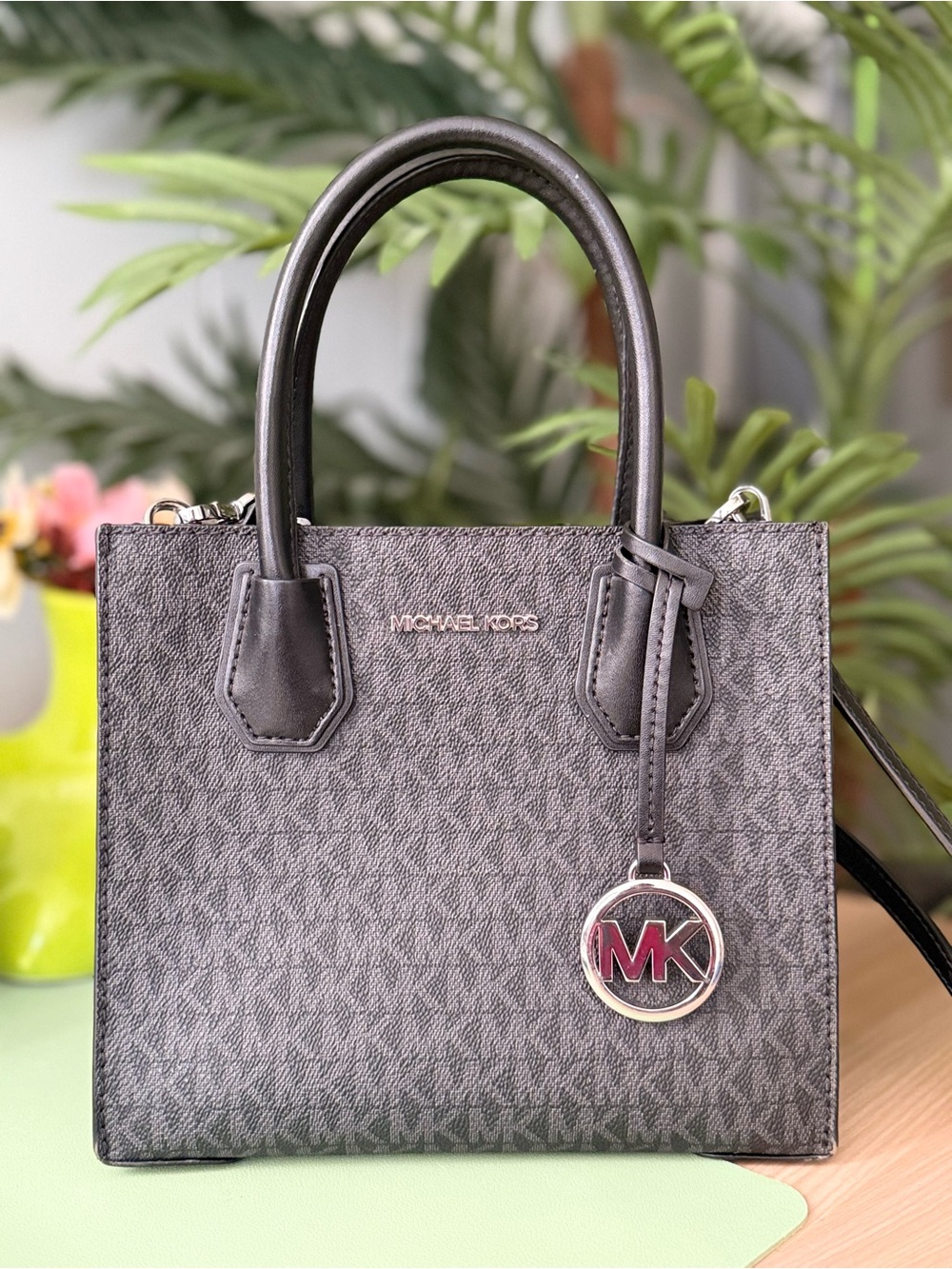 Michael Kors Mercer Medium Crossbody Bag